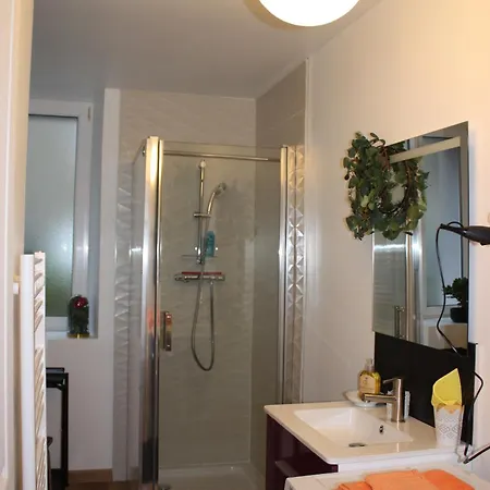 Guest house Ladijean *